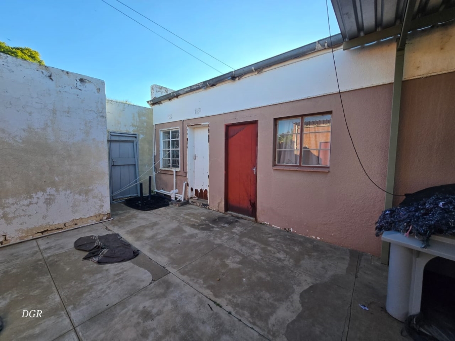 4 Bedroom Property for Sale in Herlear Northern Cape